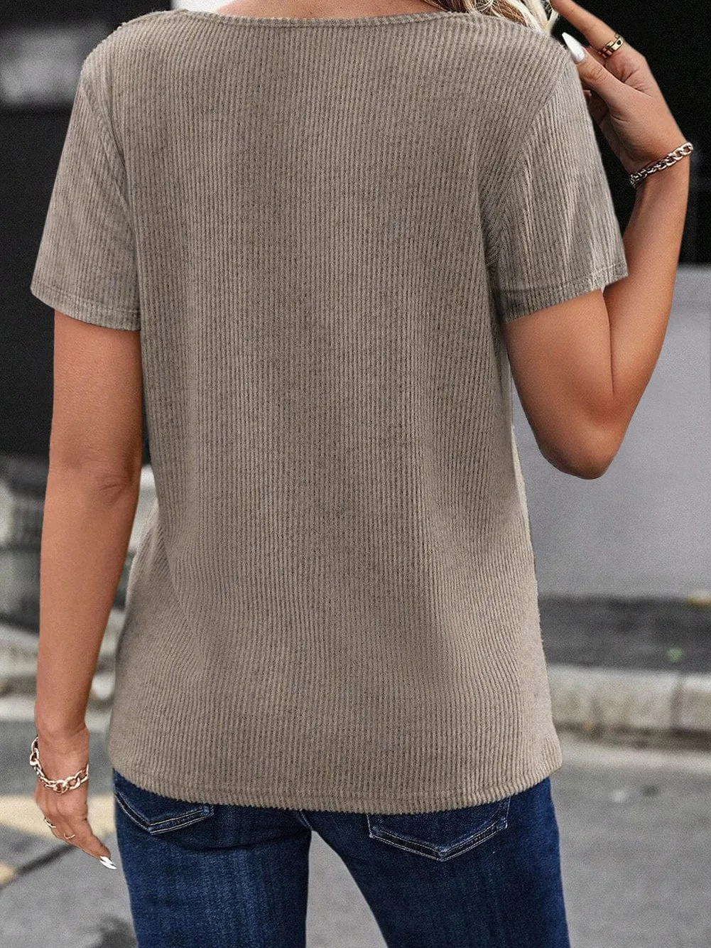 Basic Ribbed V-Neck Top