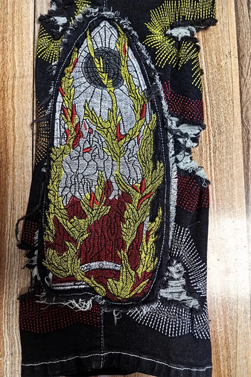 PL0088 Graphic Embroidery Jeans